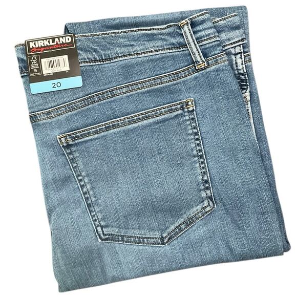 Kirkland Signature Women's Jeans High Rise Stretch Blue Size 20 NWT - Picture 5 of 11